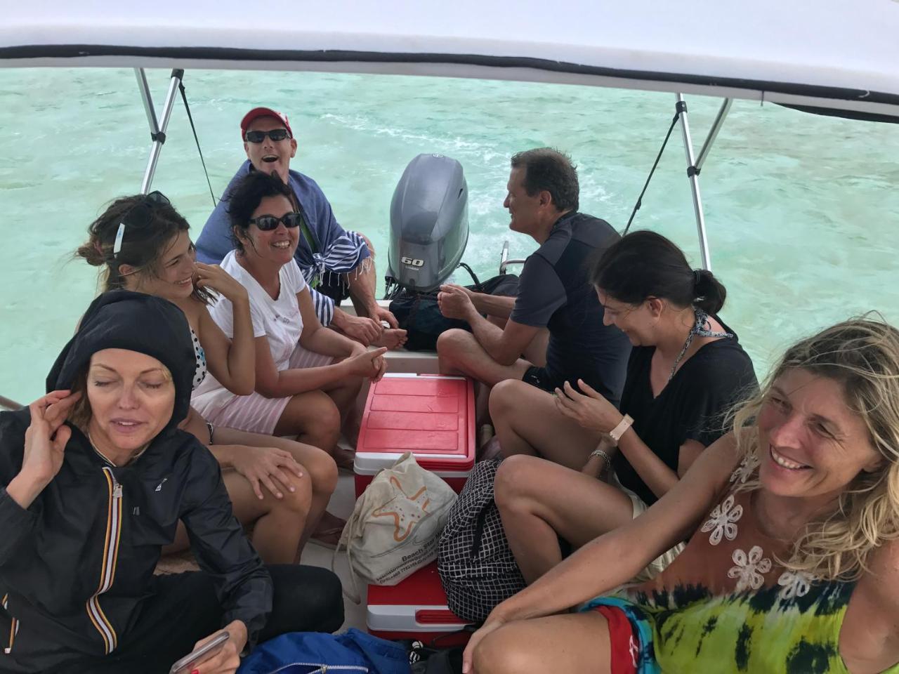 ホテル Kalaafaanu Retreat Hangnaameedhoo エクステリア 写真